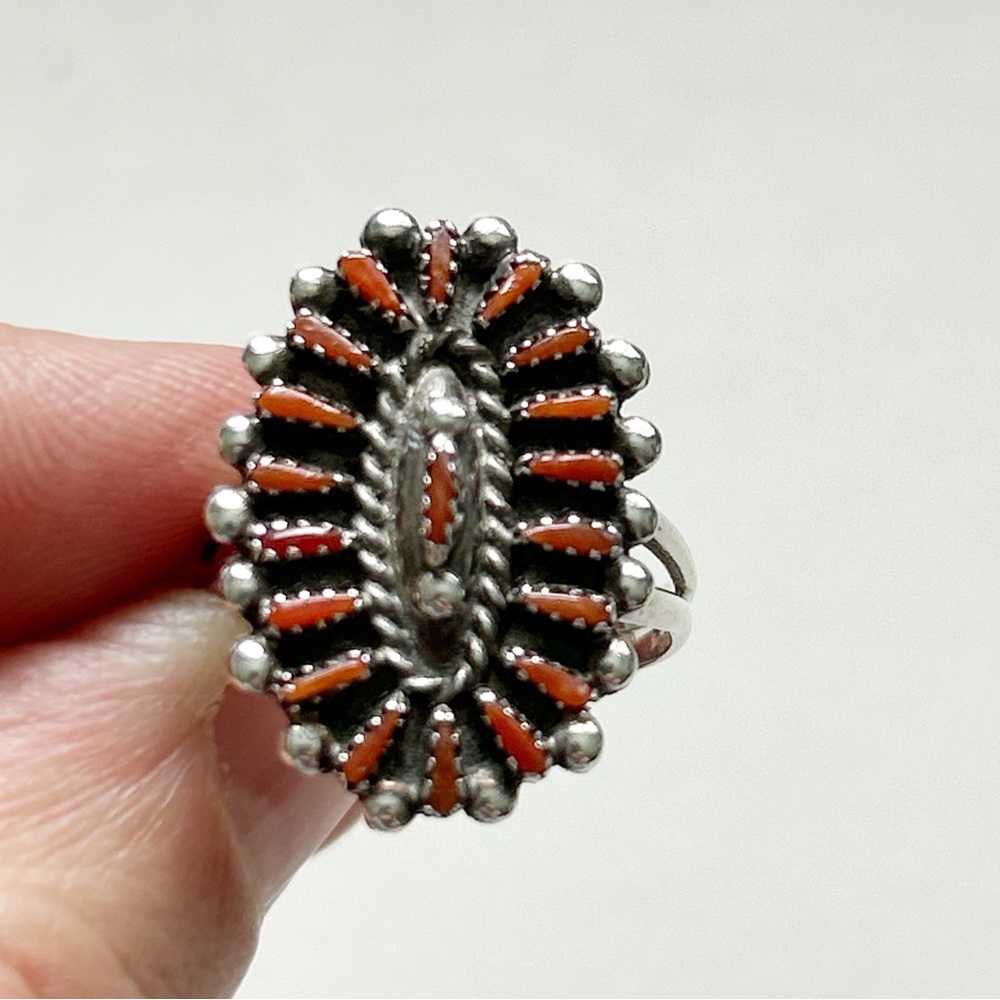 Vintage Signed Rq Panteah Zuni Coral Needlepoint … - image 1